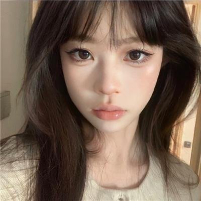 早餐时女歌迷快闪